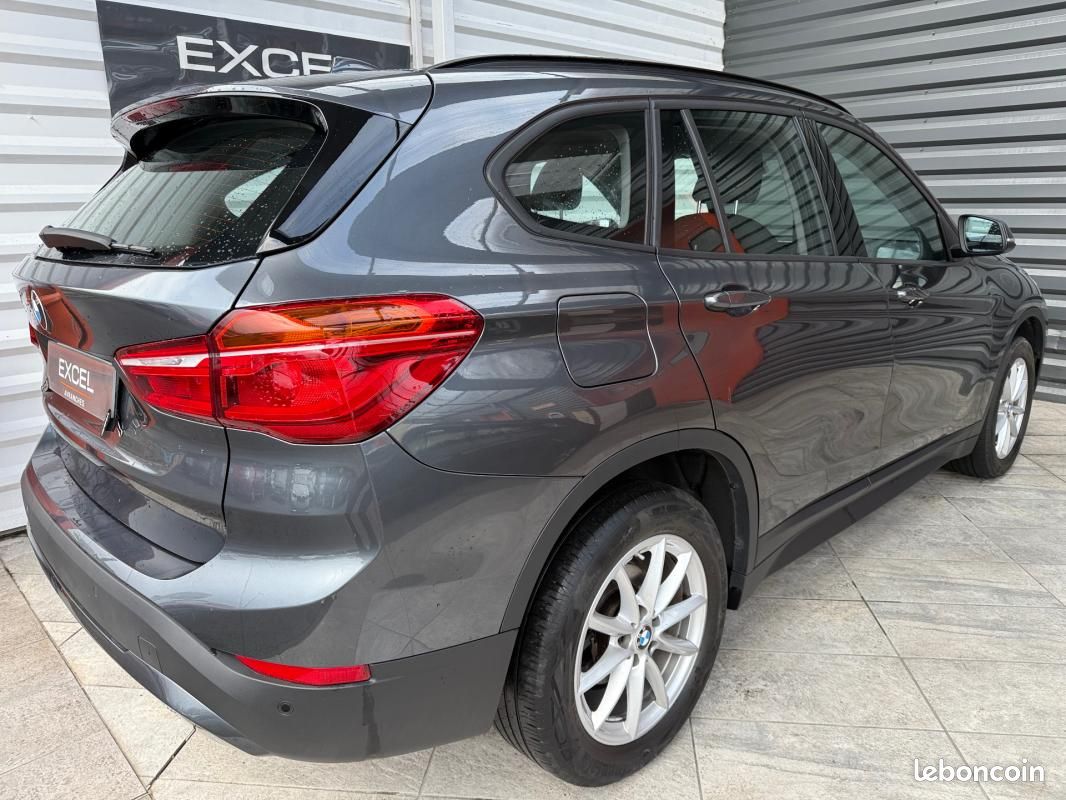 BMW X1 F48 LCI sDrive 18i 140 ch Business Design (image 4)