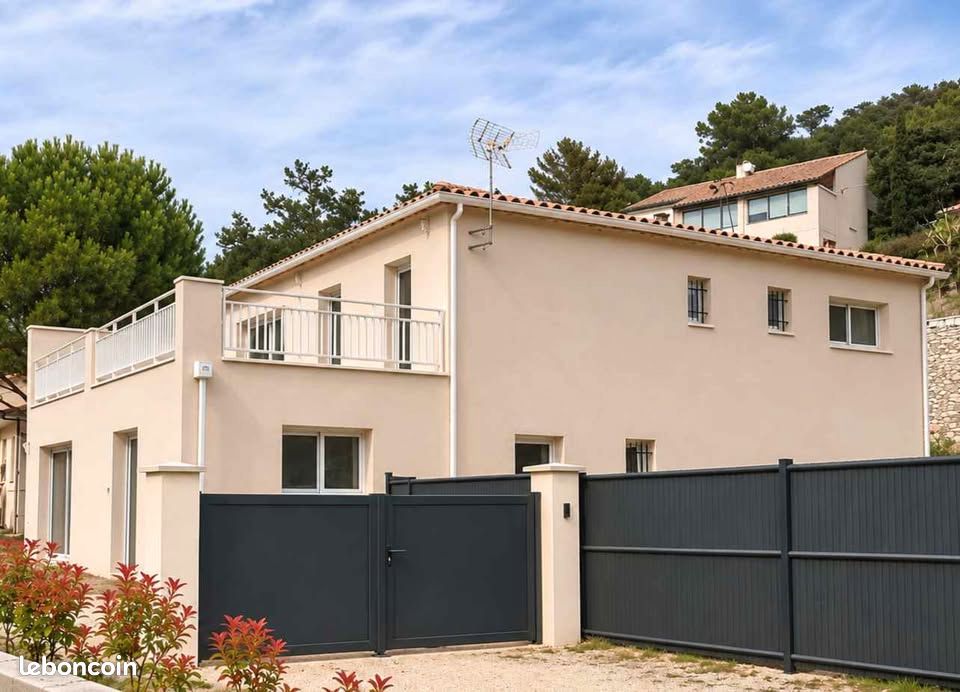 Appartement 4 pièces 90 m² · à Saint-Martin-d'Ardèche · 90 m² · 950 €/mois