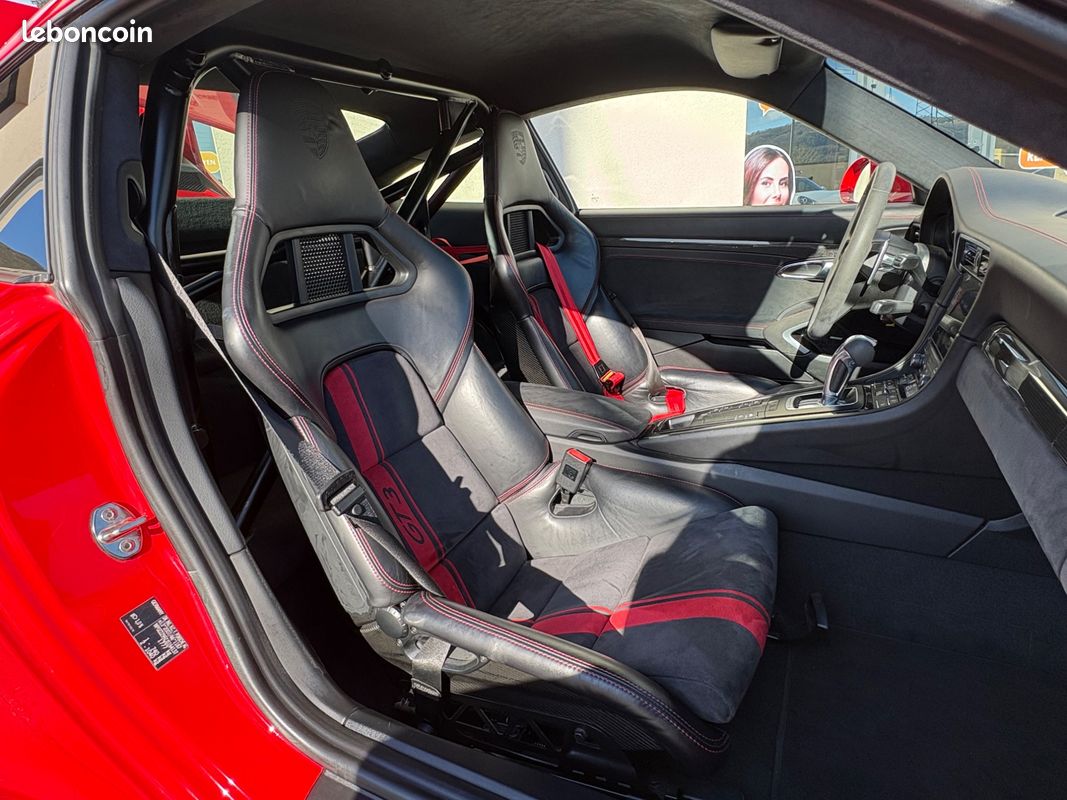 Porsche 911 gt3 4.0 500ch pdk echappement performance bose pack carbone siege elec chauffants camera (image 8)