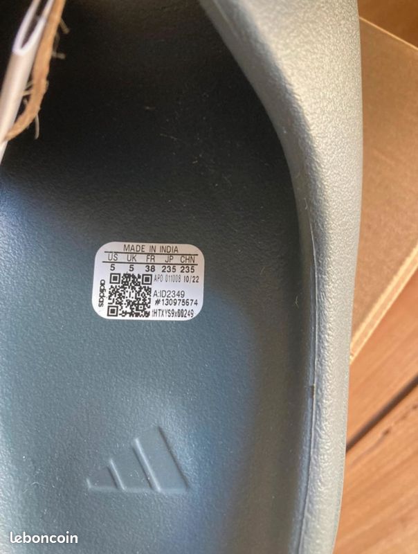 Yeezy slide ONYX Slate Marine - Neuve - 38EU/ 5US (image 2)