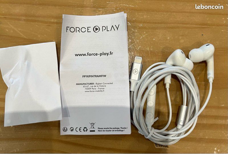 Écouteurs filaires intra-auriculaires pour iPhone et iPad (image 5)