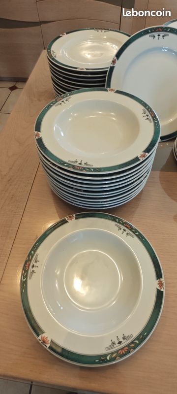 Service porcelaine de Bohème 72 pièces (image 9)