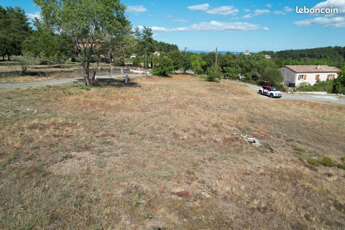 Terrain 1 430 m² Tauriers