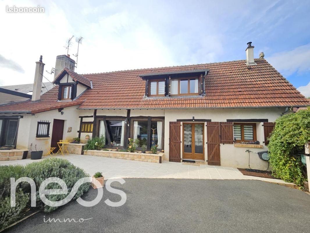 Maison 4 pièces 149 m² · à Allogny · 149 m² · 375 000 €