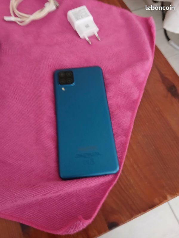 Téléphone portable samsung A12 (image 6)