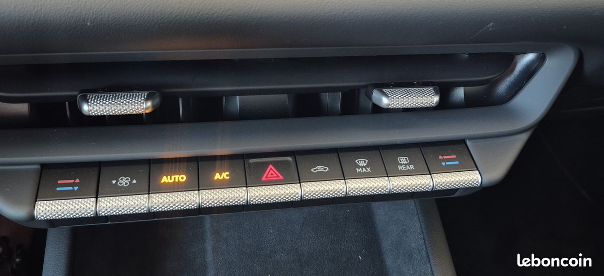 VOLKSWAGEN ID.3 Neo 50 kWh Life (image 9)