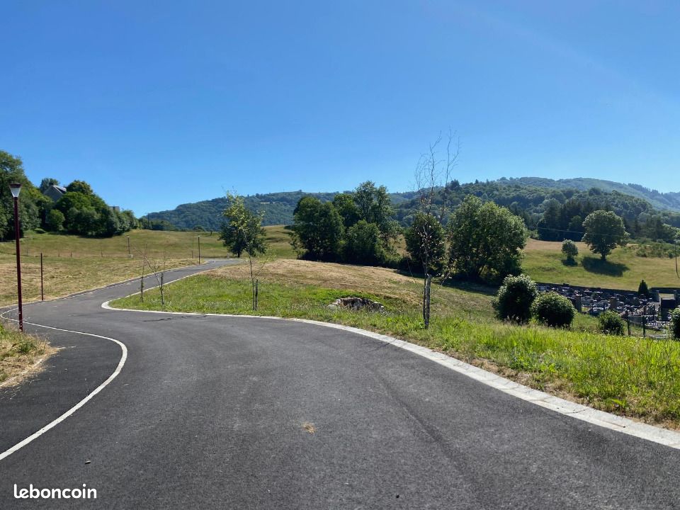 Terrain 623 m² Condat · 13 706 €