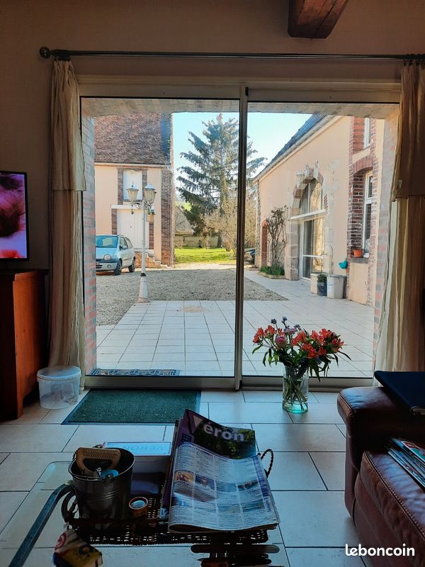 Maison 6 pièces 211 m² · à Véron · 211 m² · 288 000 €