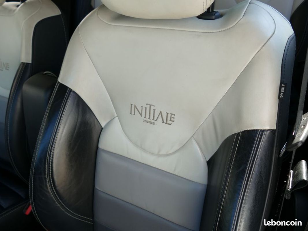 RENAULT CLIO IV TCE 120 Ch INITIAL PARIS BVM6 (image 20)