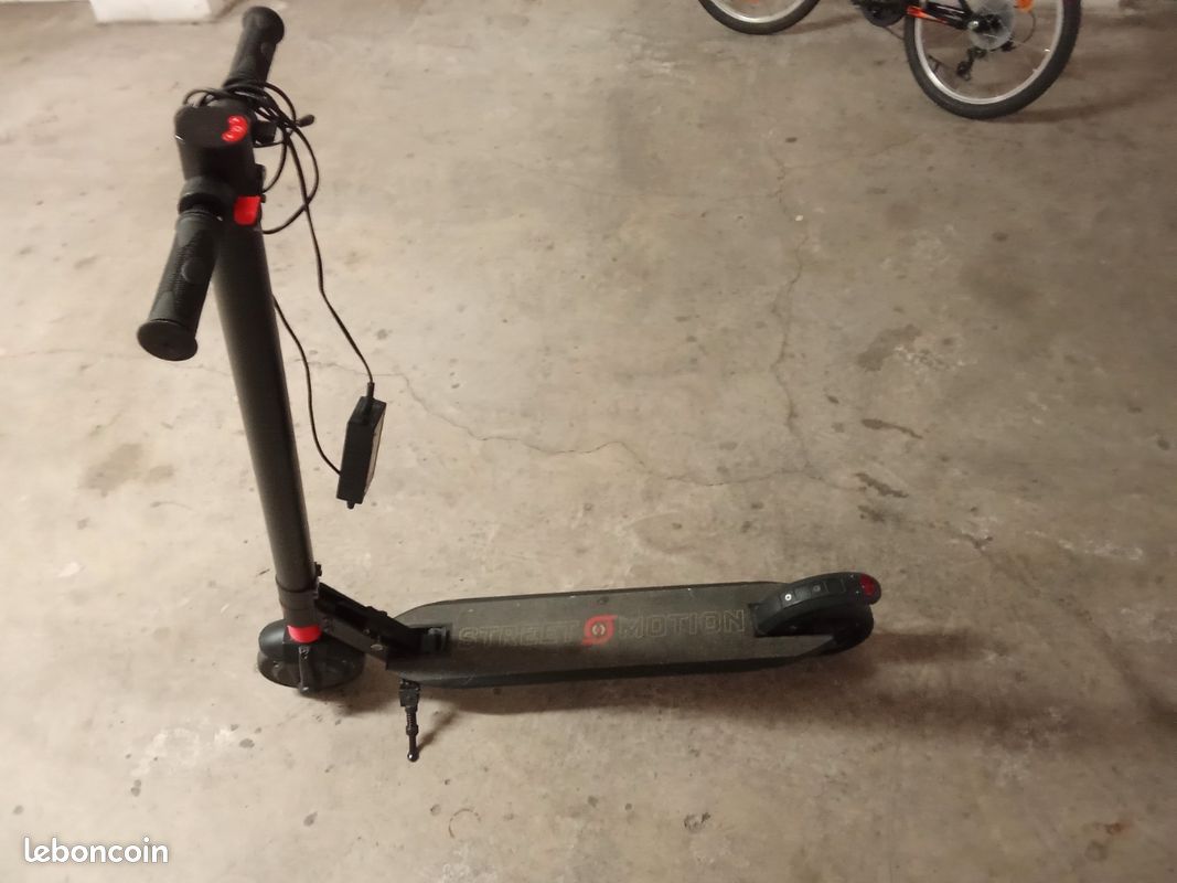 Vends trottinette électrique Sport Plein air