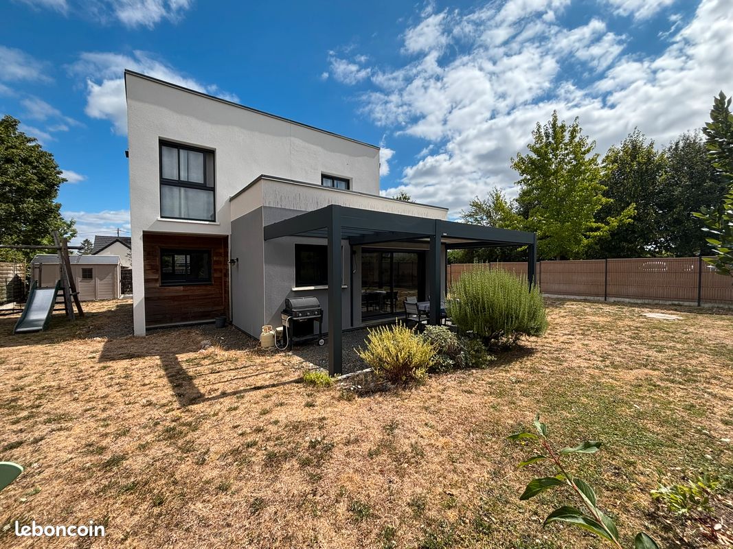 Maison 5 pièces 114 m² · à Véretz · 114 m² · 346 725 €