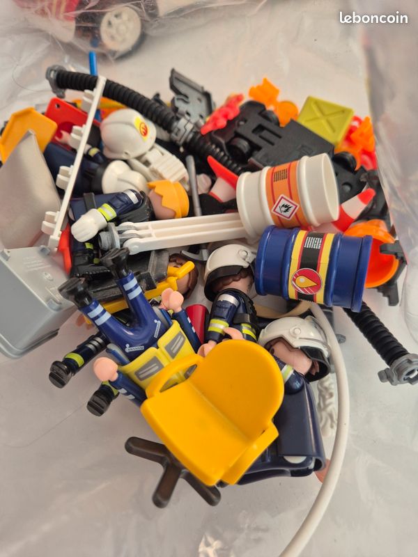 Lot Playmobil pompiers (image 5)