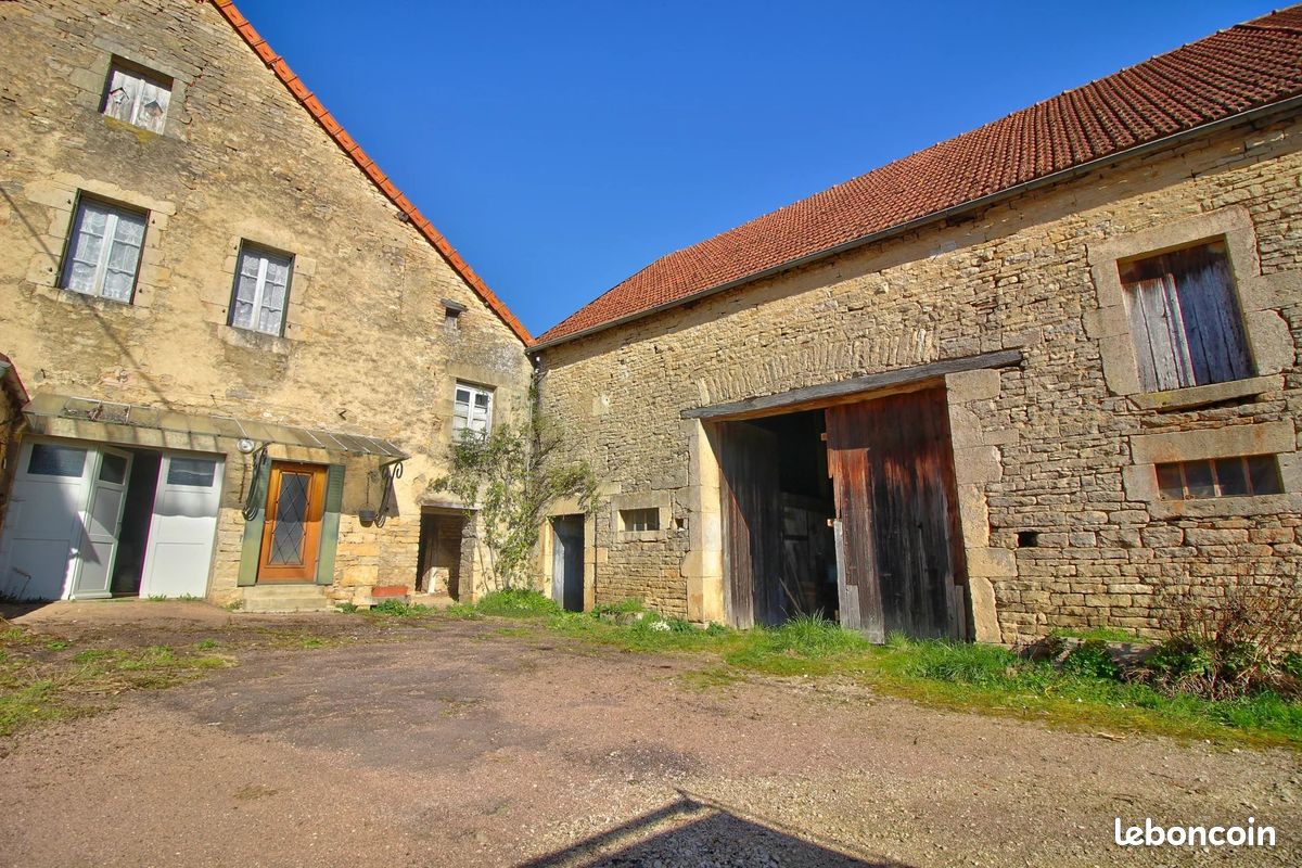 Maison 4 pièces 120 m² · à Thenissey · 120 m² · 250 000 €