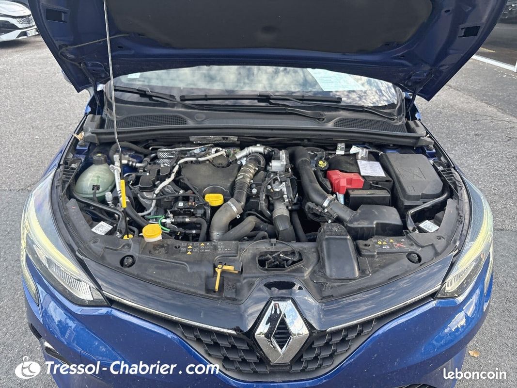 RENAULT Clio Blue dCi 115 Intens (image 15)