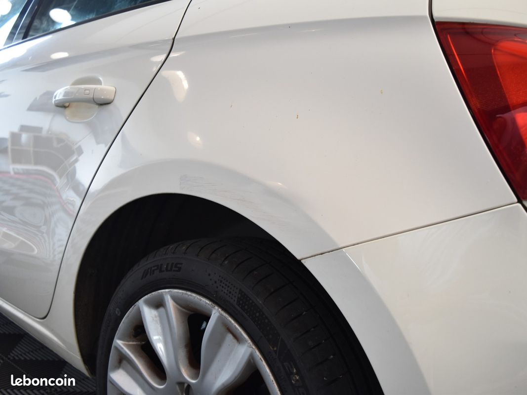 AUDI A1 SPORTBACK 1.6 TDI 90 Ambition (image 34)