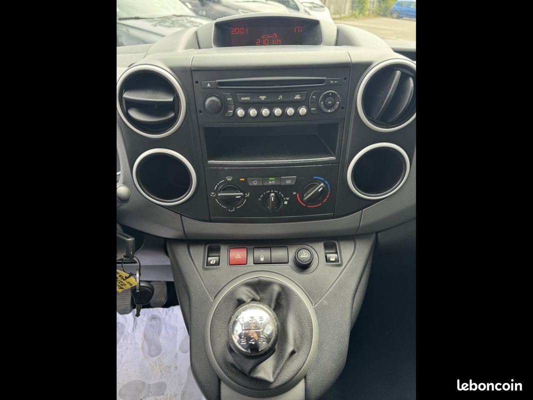 Citroen Berlingo BlueHDi 100ch XTR (image 7)