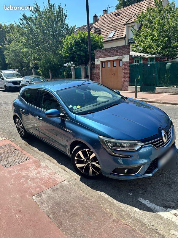 Renault Megane 4 intens full options (image 1)