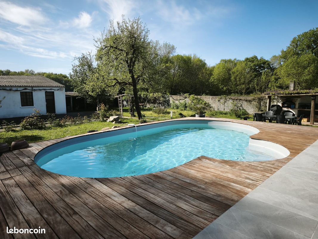 Maison 8 pièces 189 m² · à Basse-Goulaine · 189 m² · 489 500 €