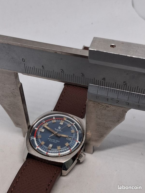 Montre Lip Nautic-Ski électronique Vintage - Montre De Plongée, Révisée Avec Garantie, Très Bon état