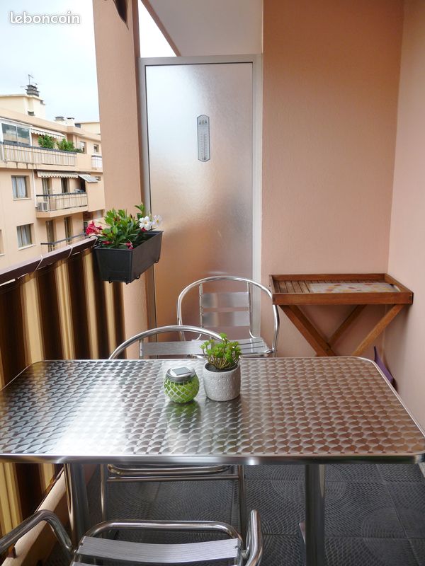 3 Pièces Vue Mer Golfe Juan (image 7)