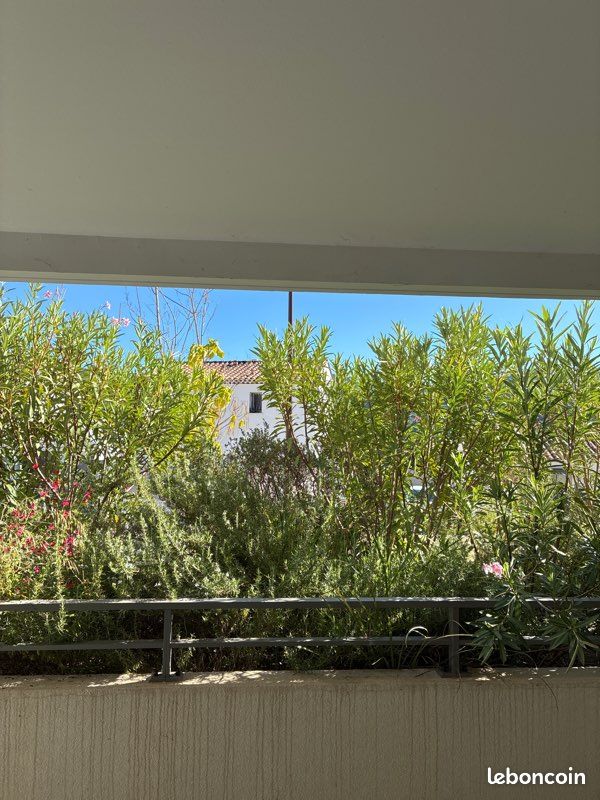 Appartement 3 pièces 55 m² · à Cuges-les-Pins · 55 m² · 249 000 €