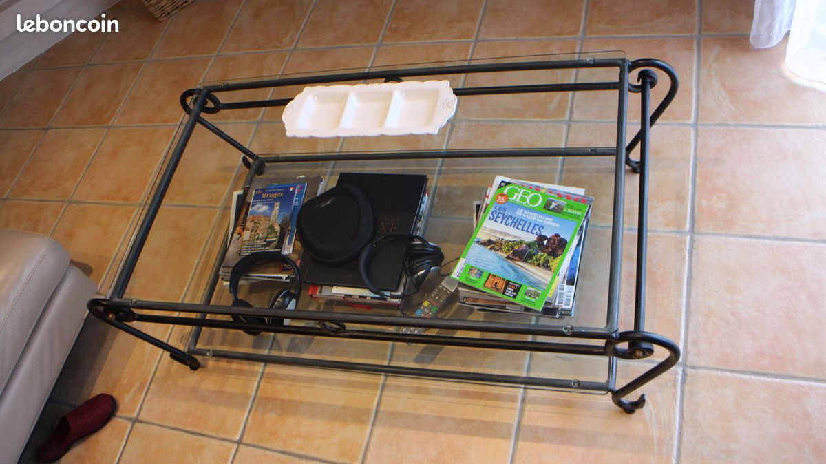 Table basse fer forgé (image 1)