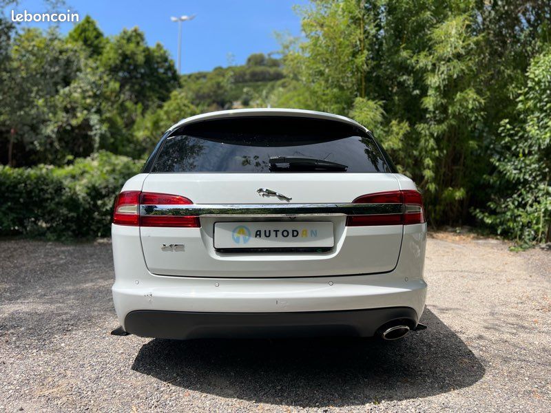 Jaguar XF 2.2 D Sportbreak Luxe Premium (image 10)
