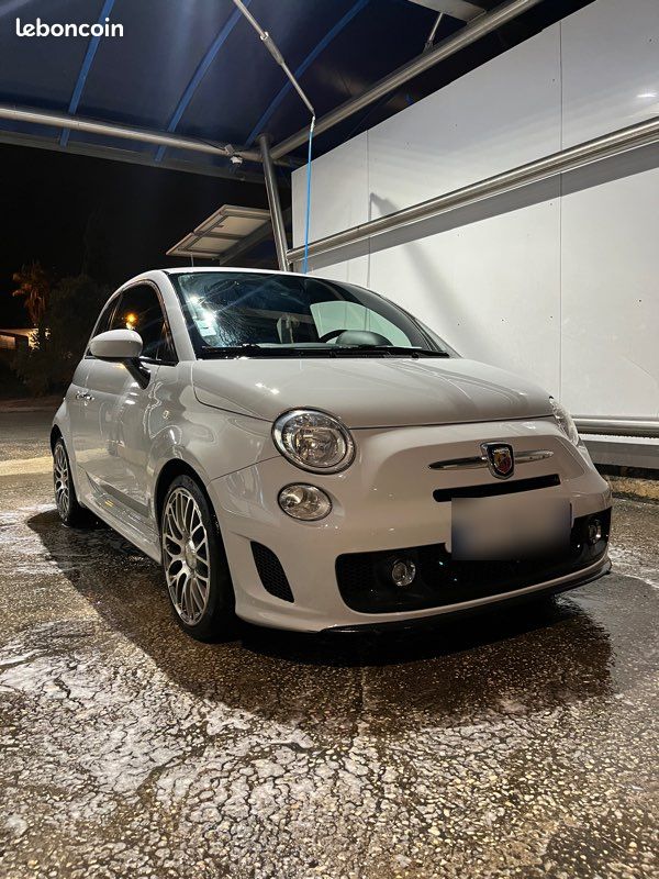 Louer un Fiat 500 Abarth ou similaire sur l'île de Madère