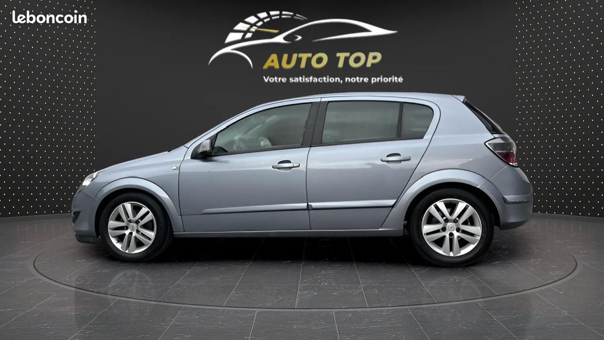 Opel ASTRA 1.7 CDTI110 COSMO ECOF 5P (image 5)