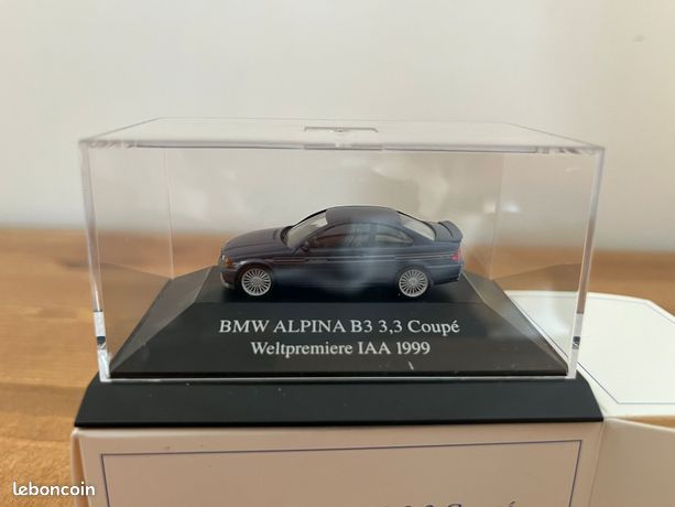 BMW M4 Competition Coupé - Minichamps 1:43