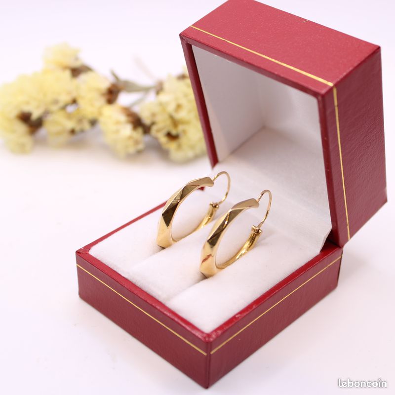 Boucles d’oreilles créoles tout or 18k hexagonales (image 3)