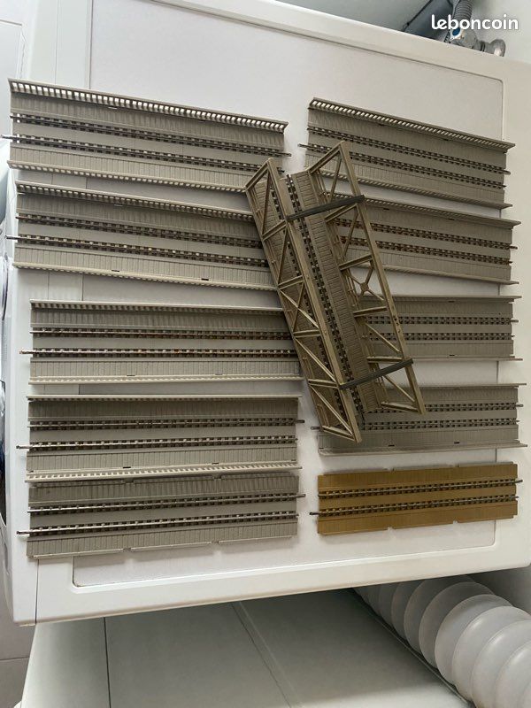 Élément De Pont Jouef Vintage – Courbe Et Droit Avec Rails, échelle HO (?)