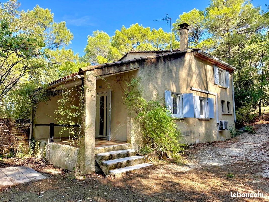 Maison 2 pièces 59 m² · à Uchaux · 59 m² · 175 000 €