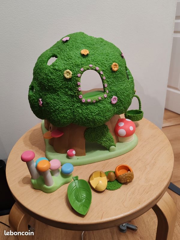 Nursery treehouse sylvanian families (image 1)