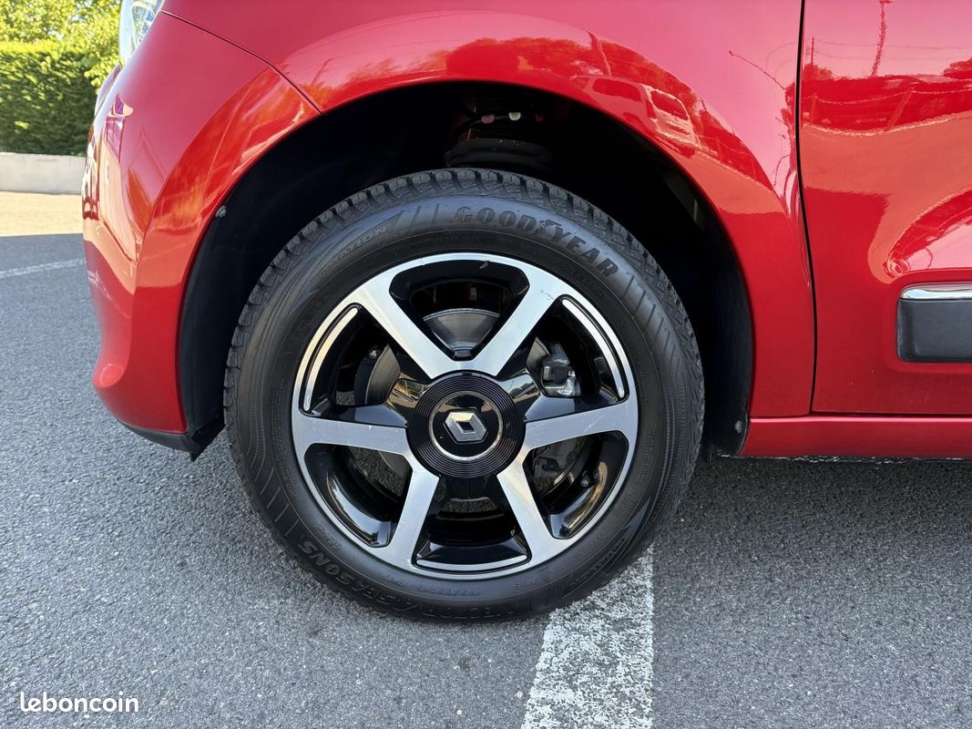 RENAULT TWINGO III 0.9 Energy TCe - 90 E6C BERLINE Intens (image 9)