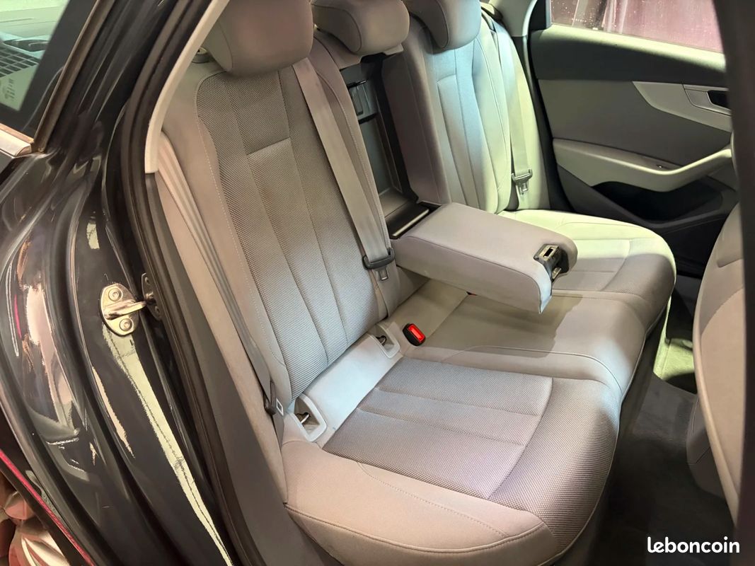 AUDI A4 AVANT 2.0 L TFSI ultra 190 CV S tronic 7 * SUIVI COMPLET AUDI / CARPLAY / HAYON ELECTRIQUE / VIDANGE FAITE POUR LA VENTE (image 12)