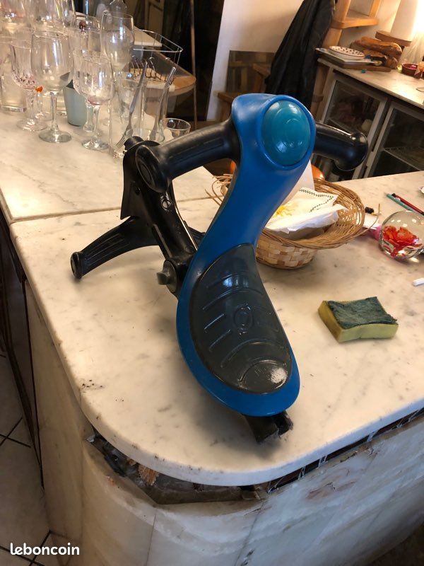 Trottinette Globber et son assise (image 2)