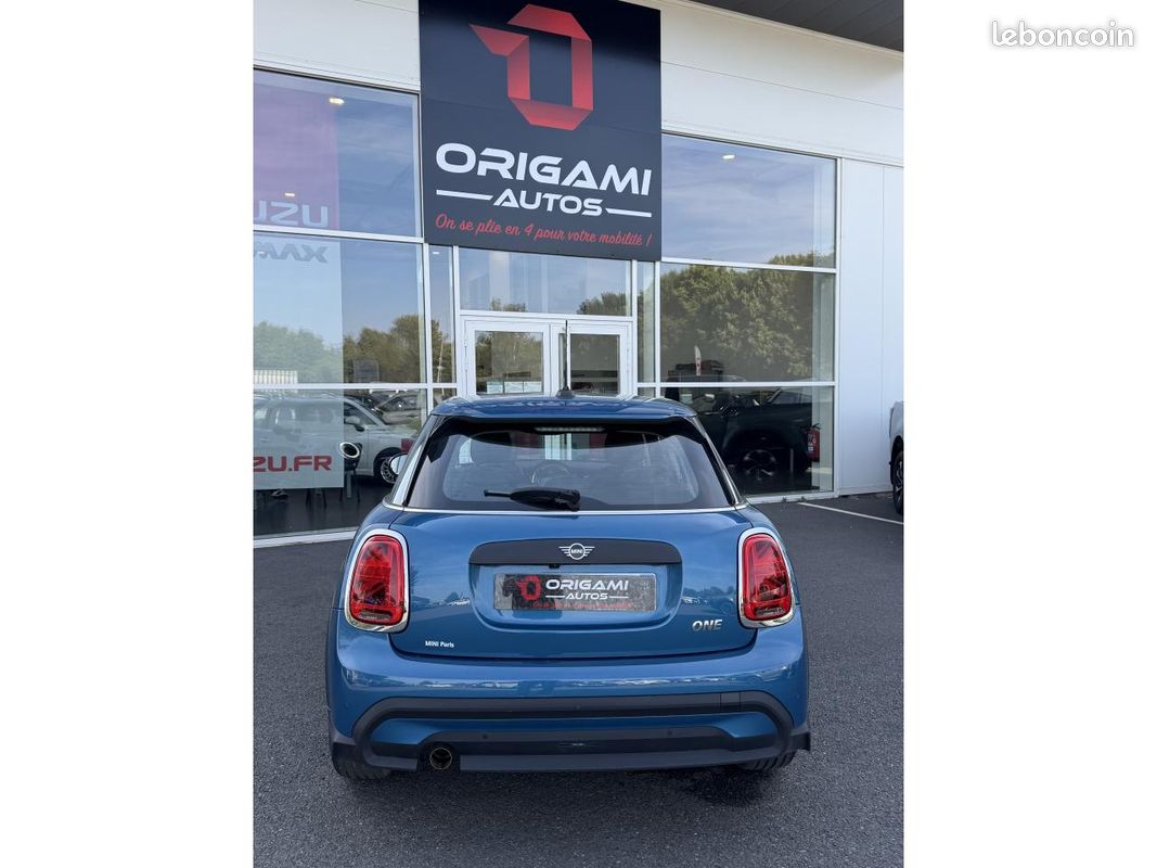 MINI MINI ONE BUSINESS DESIGN 1.5i 102 BVA 5P F55 (image 16)