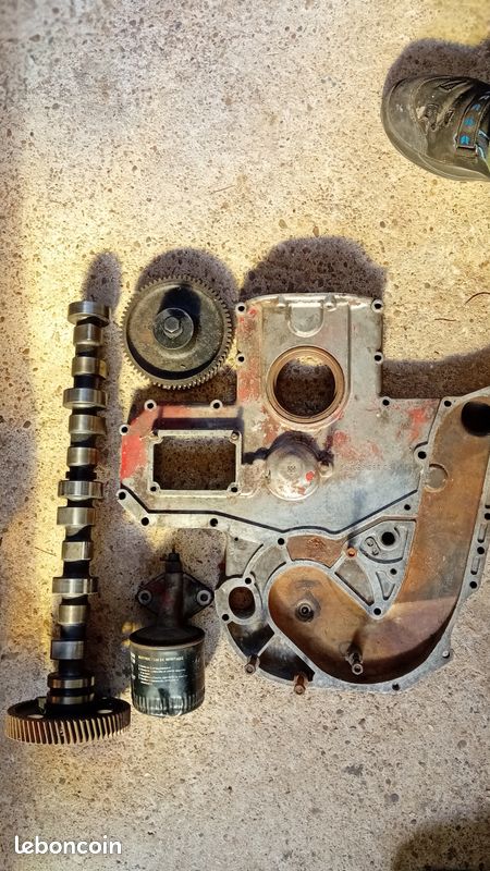 Pièces tracteur IH 624 (image 2)