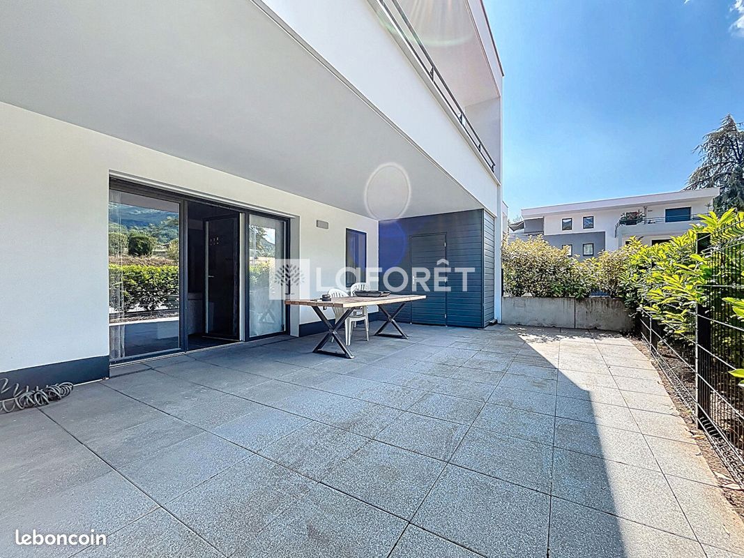 Appartement 2 pièces 49 m² · à Saint-Alban-Leysse · 49 m² · 850 €/mois