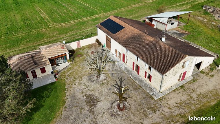 Propriété 6 pièces 160 m²