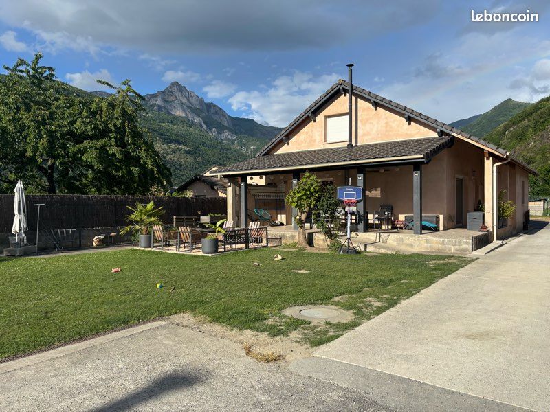 Maison 6 pièces 160 m² · à Marignac · 160 m² · 285 000 €