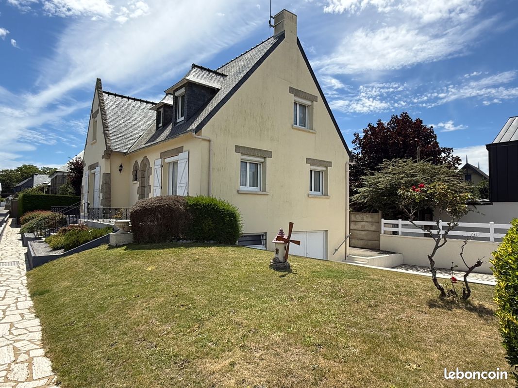Maison 6 pièces 127 m² · à Dinard · 127 m² · 898 700 €