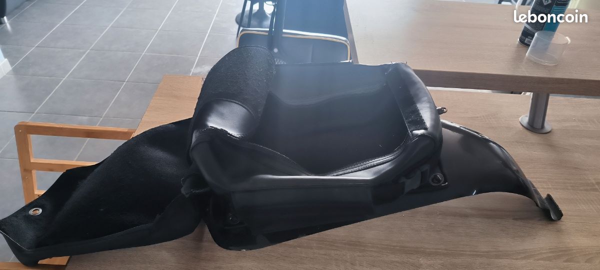 Sac de réservoir carbone Aprilia RSV Tuono 1000 Gen 1 (image 3)
