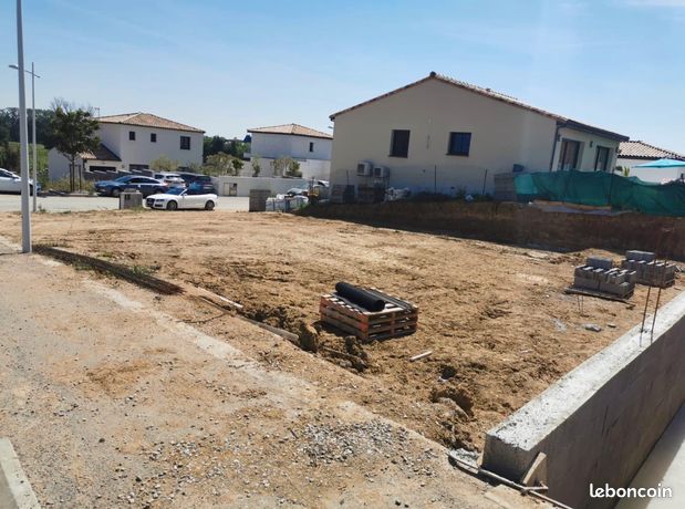 Terrain Viabilisé libre constructeur 441m2 Servian