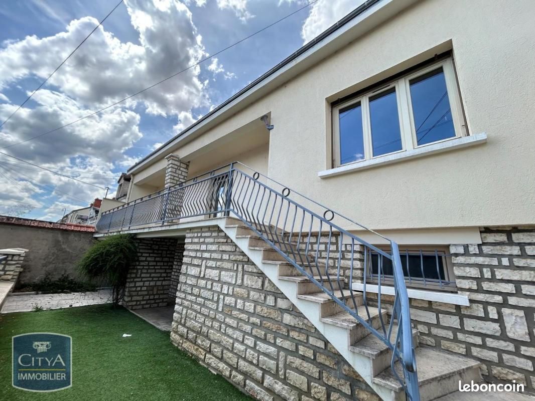 Maison 4 pièces 103 m² · à Châteauroux · 103 m² · 967 €