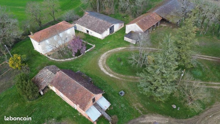 Propriété 5 pièces 130 m²