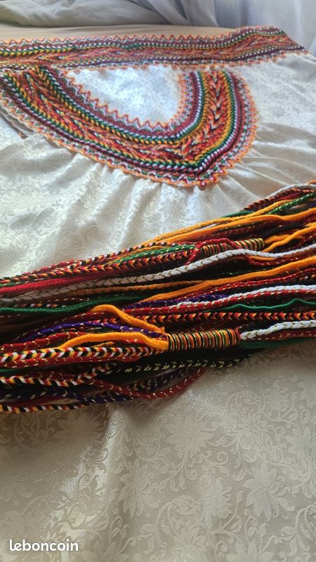 Foulard Femme Kabyle Cheveux Foulard Kabyle Ã Frange Robe Kabyle