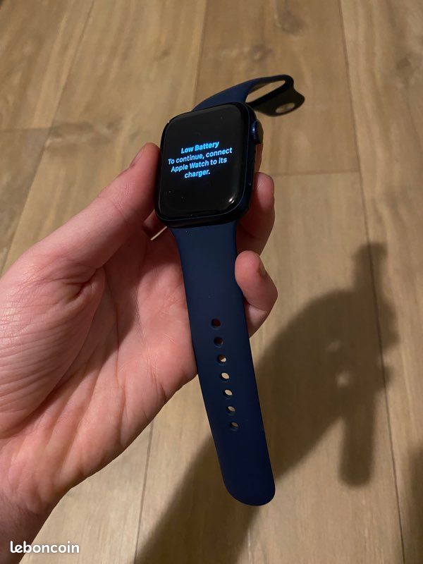 Apple Watch Series 6 Deep Navy (image 2)