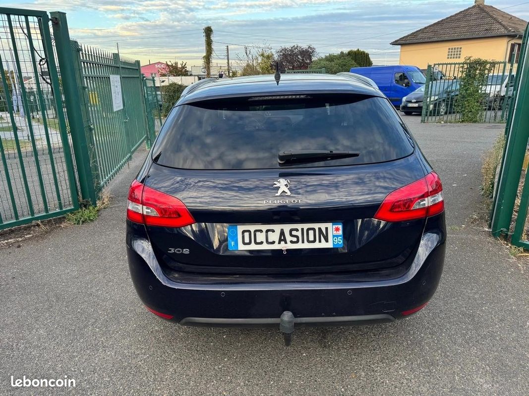 Peugeot 308 II SW 2.0 BLUEHDI 150 S&S FELINE EAT6 (image 5)